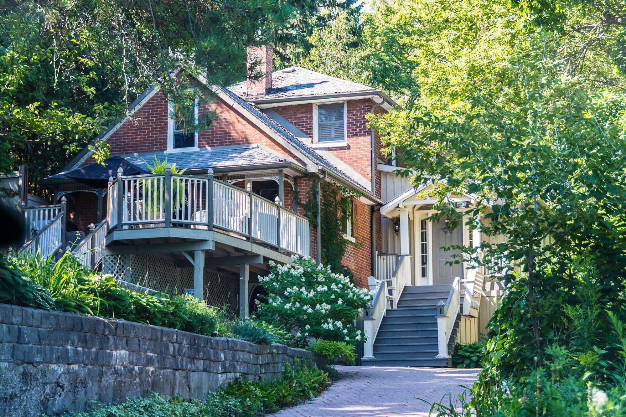 Plantation House Bed & Breakfast Port Hope Exterior photo